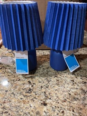 Room Essentials Royal Blue Pleated Pair of Table Lamps